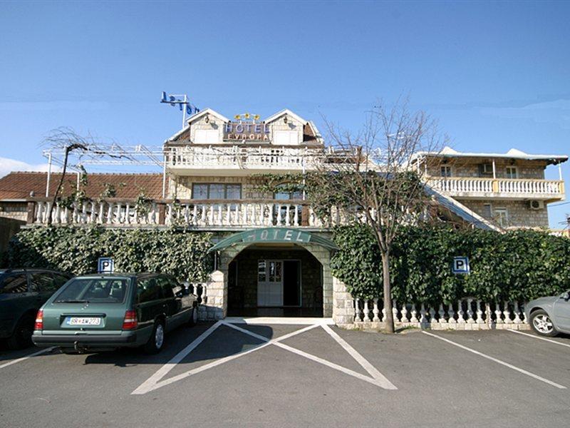 Hotel Evropa Podgorica Exterior photo